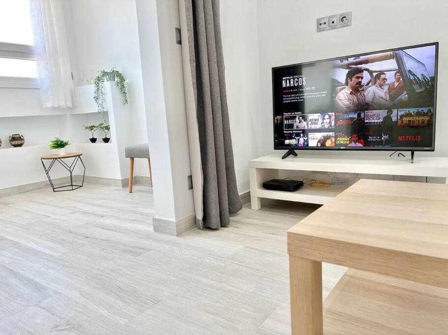 Apartamento Nuevo Centro Historico De Malaga Luaran gambar
