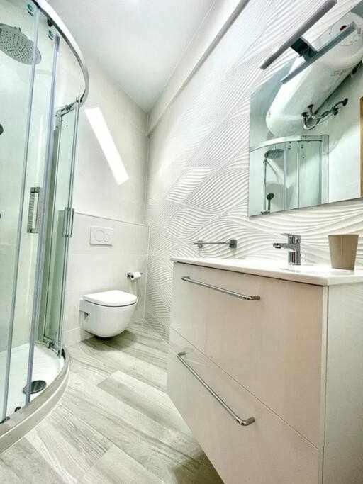 Apartamento Nuevo Centro Historico De Malaga Luaran gambar