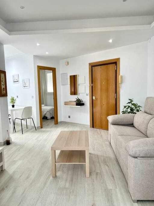 Apartamento Nuevo Centro Historico De Malaga Luaran gambar