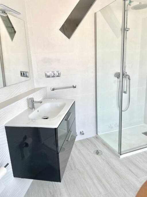 Apartamento Nuevo Centro Historico De Malaga Luaran gambar